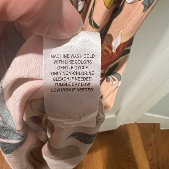 NWOT…Beautiful pool dress or swimsuit coverup for Tall women - Picture 13 of 15